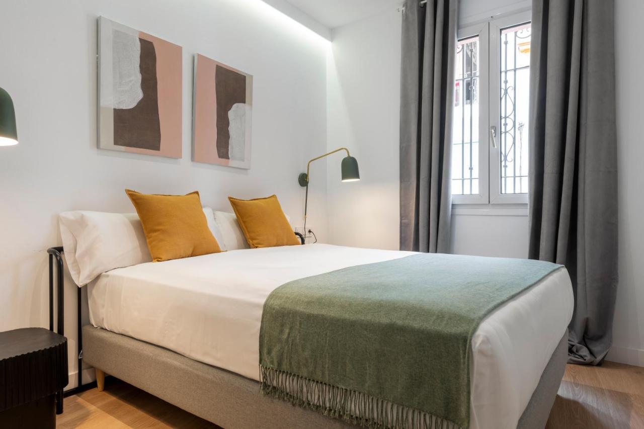 Suites Maestranza - Santas Patronas By Magno Apartments Seville Ngoại thất bức ảnh