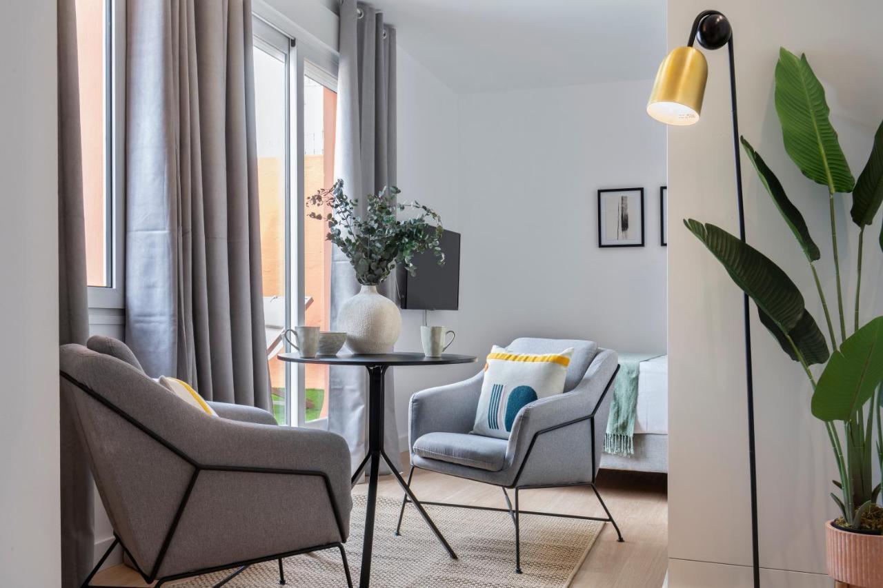 Suites Maestranza - Santas Patronas By Magno Apartments Seville Ngoại thất bức ảnh