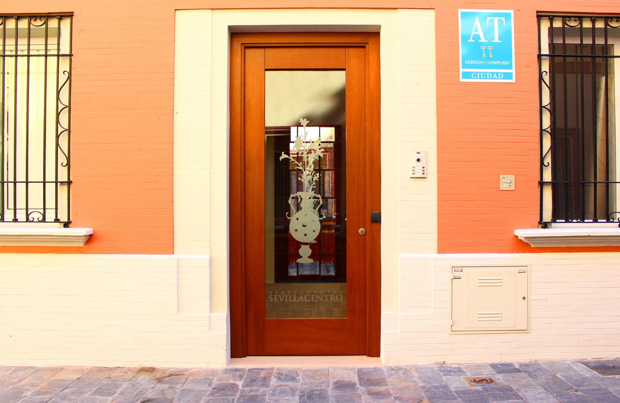 Suites Maestranza - Santas Patronas By Magno Apartments Seville Ngoại thất bức ảnh