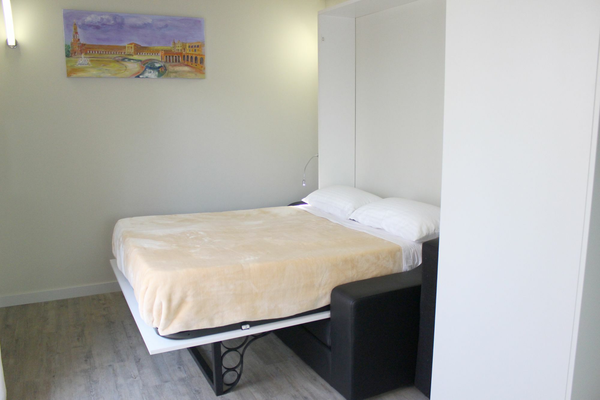 Suites Maestranza - Santas Patronas By Magno Apartments Seville Ngoại thất bức ảnh